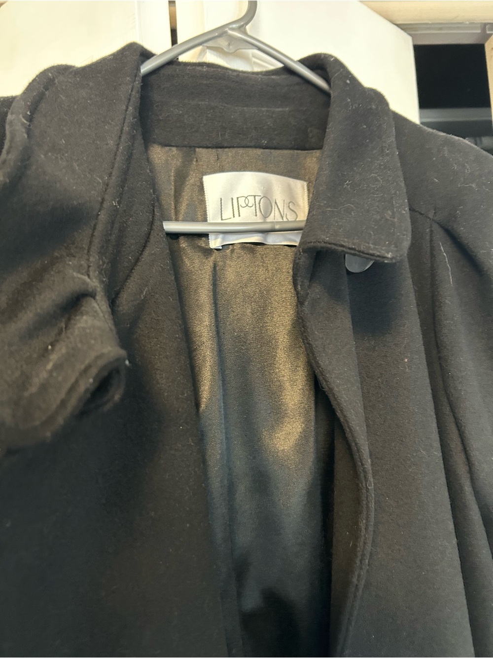 100% Wool Woman’s Full Length Black Winter Trench With Satin Lining. Stunning